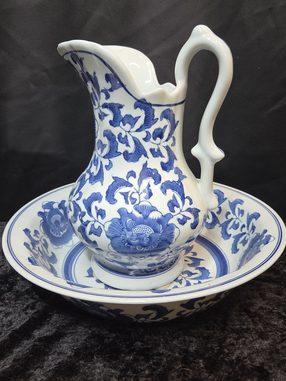 Blue and white pitcher and bowl Chinoiserie Grandmillenial